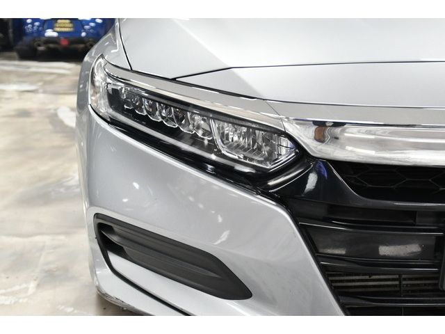 SILVER, 2019 HONDA ACCORD Image 10