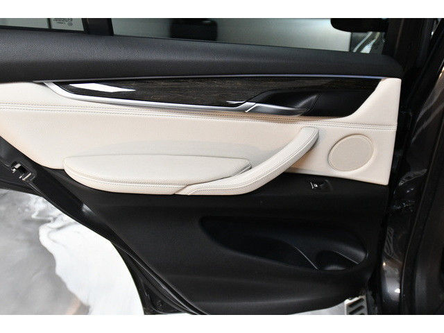 GRAY, 2016 BMW X5 Image 38