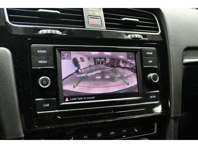 GRAY, 2018 VOLKSWAGEN GOLF GTI Image 34