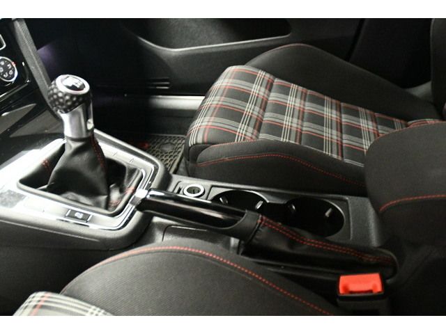 GRAY, 2018 VOLKSWAGEN GOLF GTI Image 39