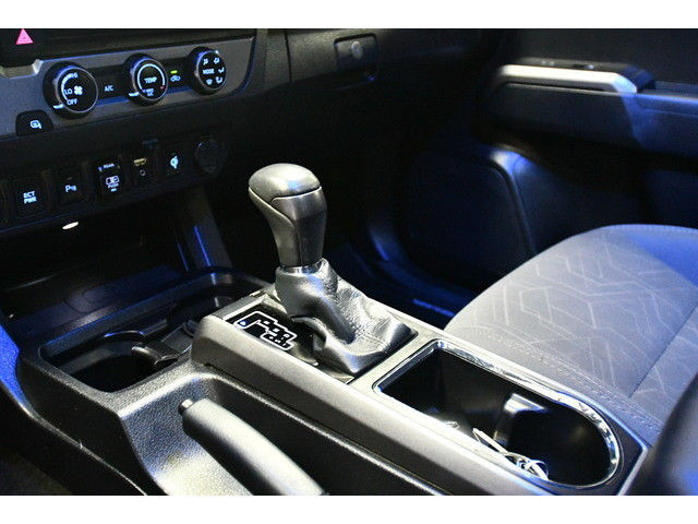 SILVER, 2018 TOYOTA TACOMA Image 48