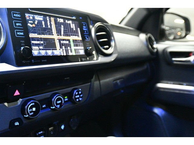SILVER, 2018 TOYOTA TACOMA Image 50