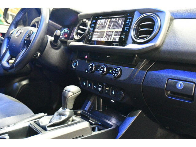 SILVER, 2018 TOYOTA TACOMA Image 63