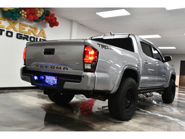 SILVER, 2018 TOYOTA TACOMA Image 67