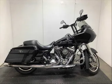 BLACK, 2010 HARLEY-DAVIDSON FLTRX Image 