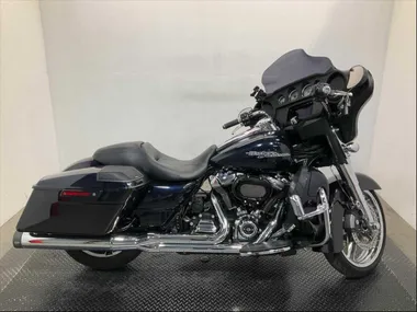 MIDNIGHT BLUE, 2019 HARLEY-DAVIDSON FLHX Image 