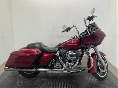 RED, 2016 HARLEY-DAVIDSON FLTRXS Image 