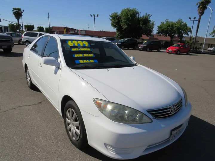 2005 TOYOTA CAMRY  LE Image 1