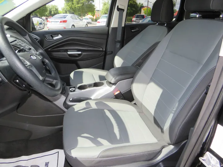 2016 FORD ESCAPE Image 7