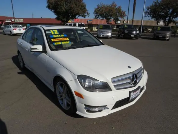 WHITE, 2012 MERCEDES-BENZ C-CLASS Image 1