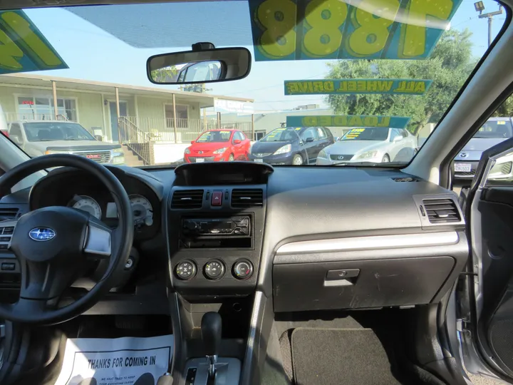 2014 SUBARU IMPREZA Image 18
