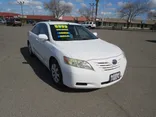 WHITE, 2009 TOYOTA CAMRY Thumnail Image 1