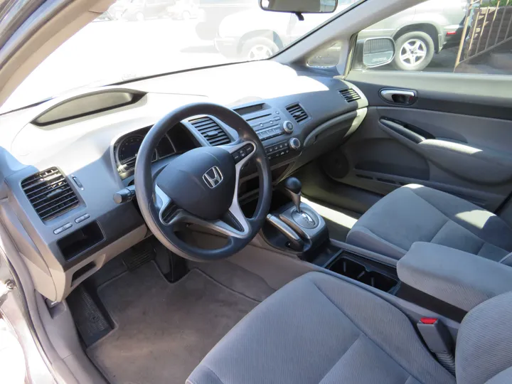 2010 HONDA CIVIC Image 5