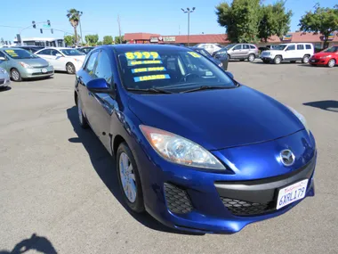 BLUE, 2013 MAZDA MAZDA3 Image 