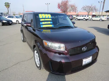 BURGUNDY, 2009 SCION XB Image 