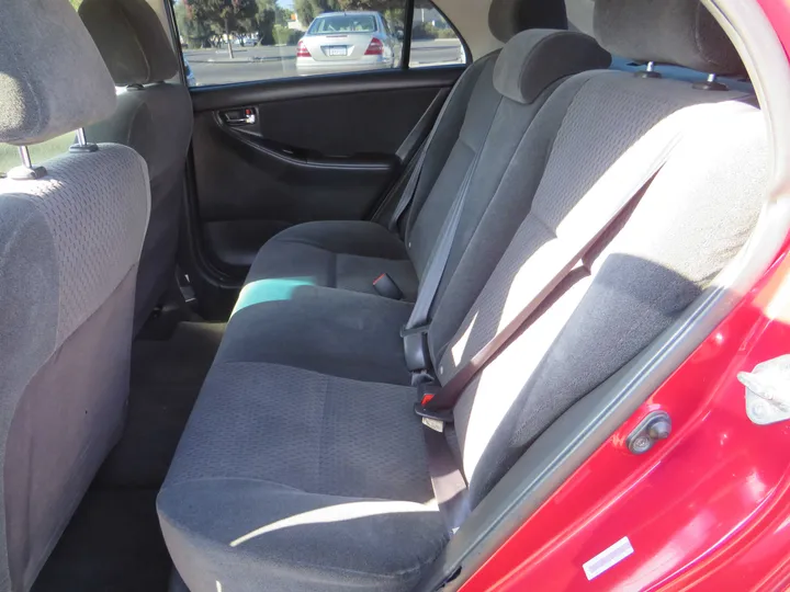 RED, 2007 TOYOTA COROLLA Image 8