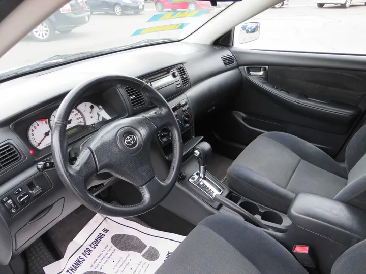 WHITE, 2003 TOYOTA COROLLA Image 6