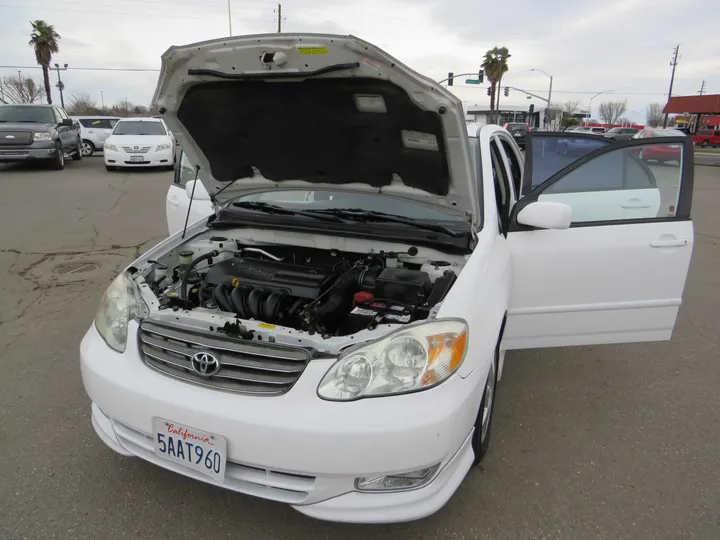 WHITE, 2003 TOYOTA COROLLA Image 20