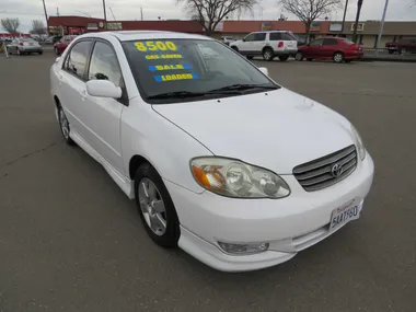 WHITE, 2003 TOYOTA COROLLA Image 