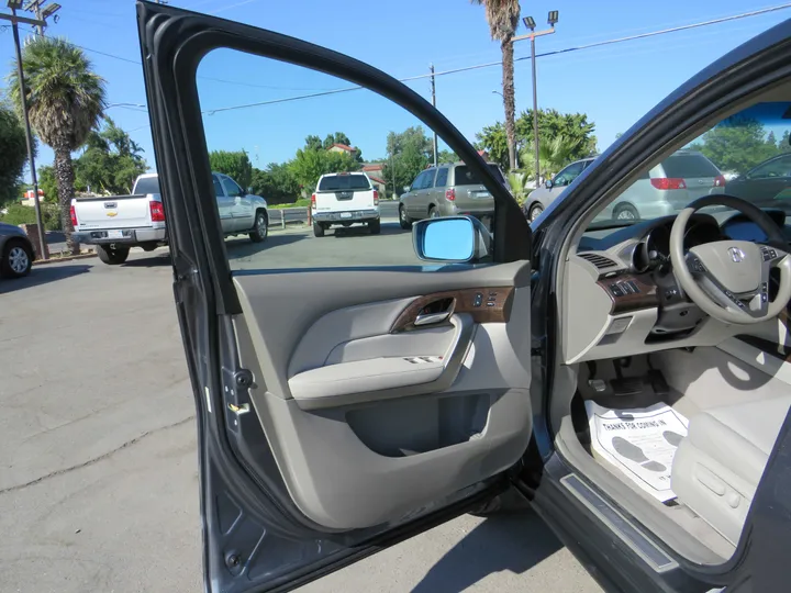 GREY, 2011 ACURA MDX Image 8