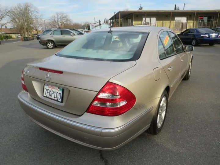 BEIGE, 2003 MERCEDES-BENZ E-CLASS Image 4