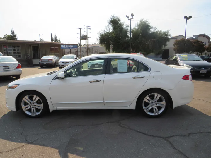 2010 ACURA TSX Image 5