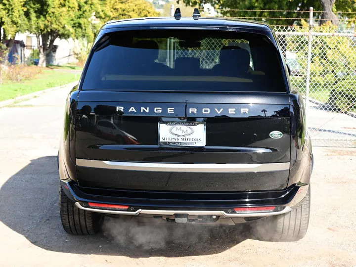 BLACK, 2023 LAND ROVER RANGE ROVER Image 3