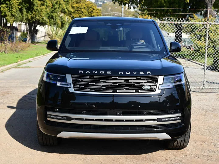 BLACK, 2023 LAND ROVER RANGE ROVER Image 5