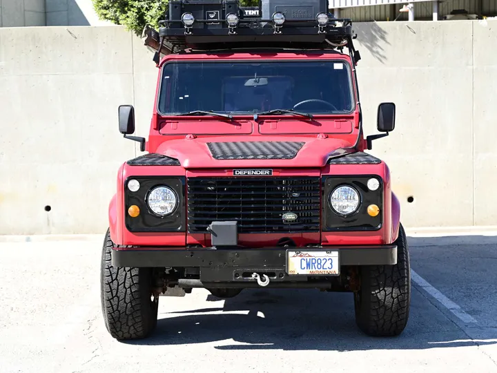 RED, 1991 LAND ROVER DEFENDER 110 Image 5