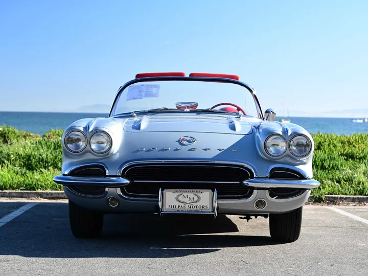 SILVER, 1962 CHEVROLET CORVETTE Image 7