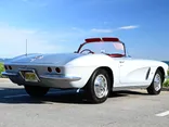 SILVER, 1962 CHEVROLET CORVETTE Thumnail Image 11