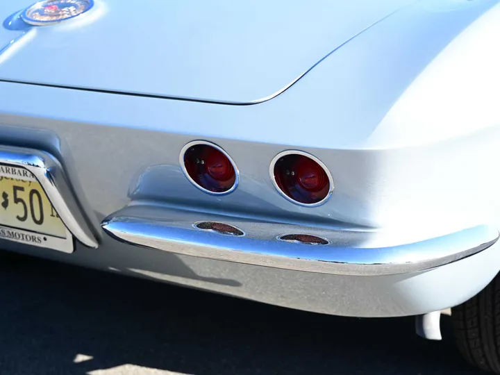 SILVER, 1962 CHEVROLET CORVETTE Image 13