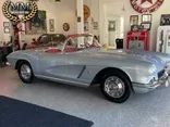 SILVER, 1962 CHEVROLET CORVETTE Thumnail Image 1