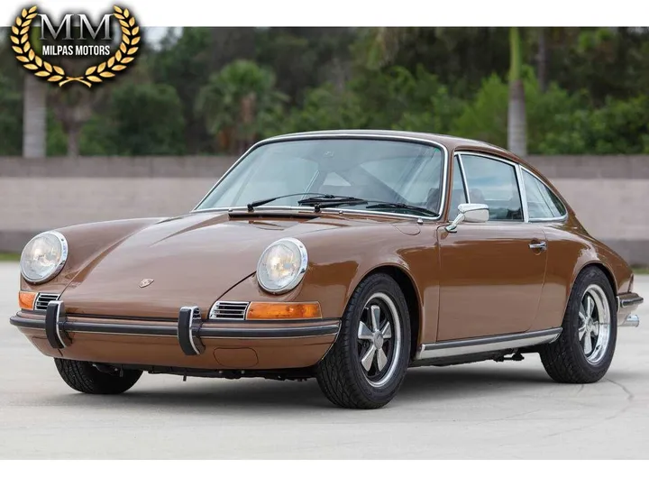 BROWN, 1972 PORSCHE 911 Image 1