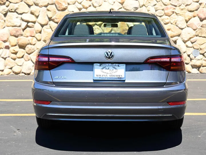 GRAY, 2019 VOLKSWAGEN JETTA Image 3