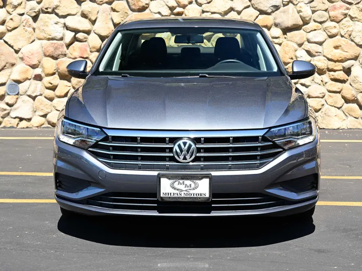 GRAY, 2019 VOLKSWAGEN JETTA Image 6