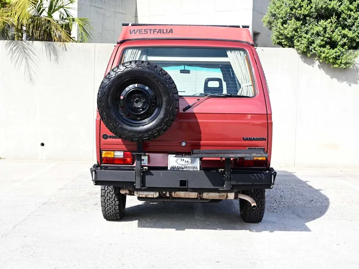 BURGUNDY, 1987 VOLKSWAGEN VANAGON Image 5