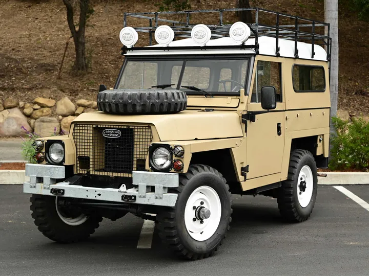 TAN, 1965 LAND ROVER LIGHT WEIGHT Image 7