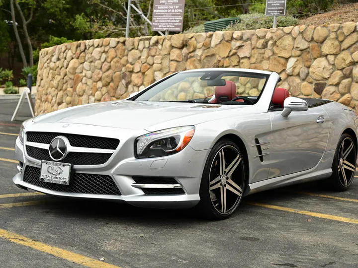 SILVER, 2013 MERCEDES-BENZ SL-CLASS Image 12