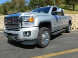 SILVER, 2019 GMC SIERRA 2500 HD CREW CAB Thumnail Image 2