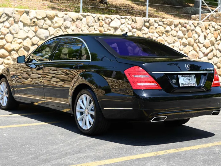 BLACK, 2012 MERCEDES-BENZ S-CLASS Image 4