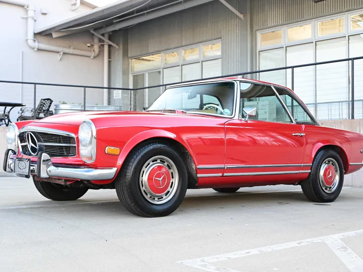 RED, 1968 MERCEDES-BENZ 280SL Image 5