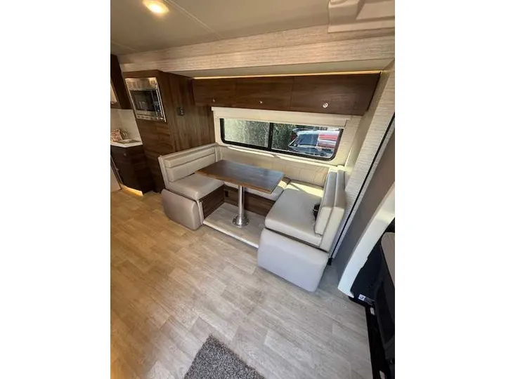 SILVER, 2024 WINNEBAGO NAVION Image 6