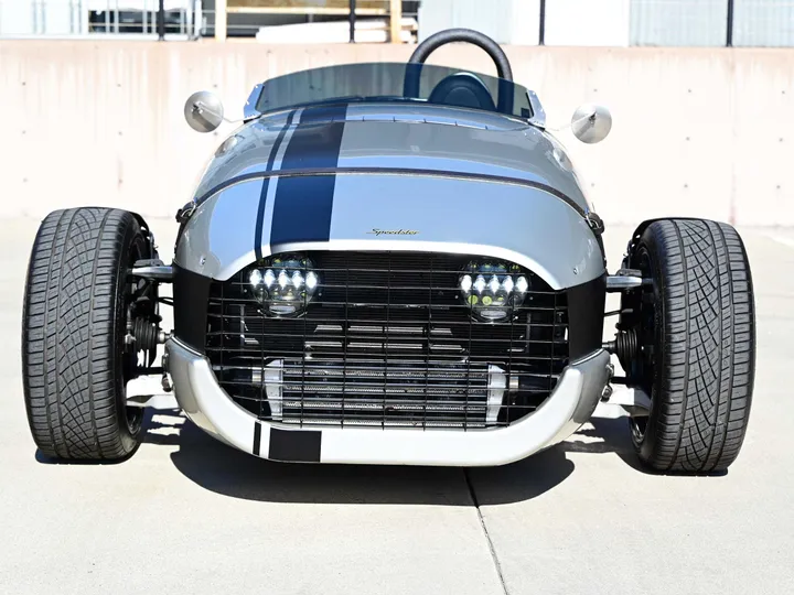 SILVER, 2019 VANDERHALL SPEEDSTER Image 2