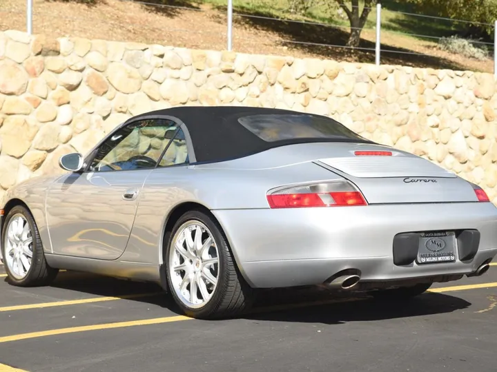 SILVER, 2000 PORSCHE 911 Image 8