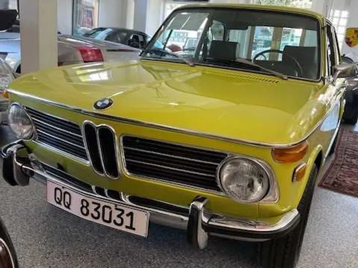 YELLOW, 1972 BMW 2002 Image 2