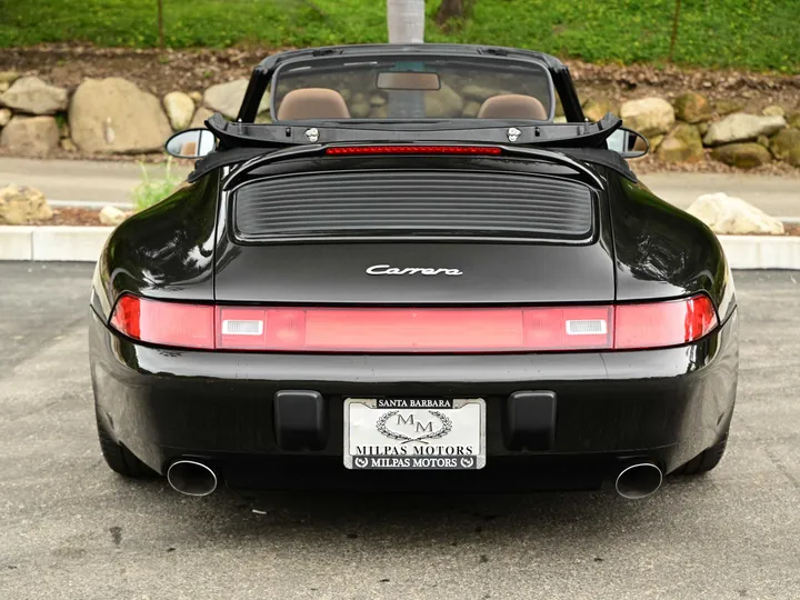 BLACK, 1998 PORSCHE 911 Image 8