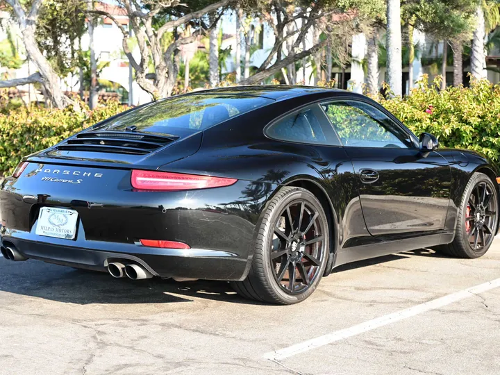 BLACK, 2014 PORSCHE 911 Image 5