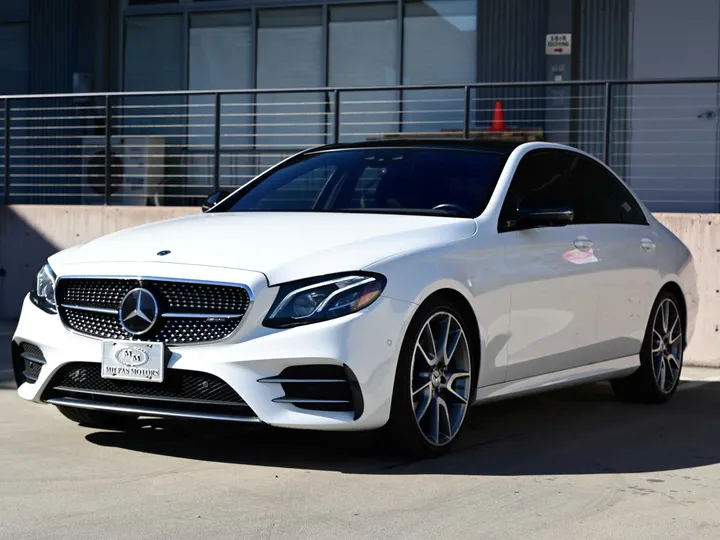 WHITE, 2018 MERCEDES-BENZ MERCEDES-AMG E-CLASS Image 3