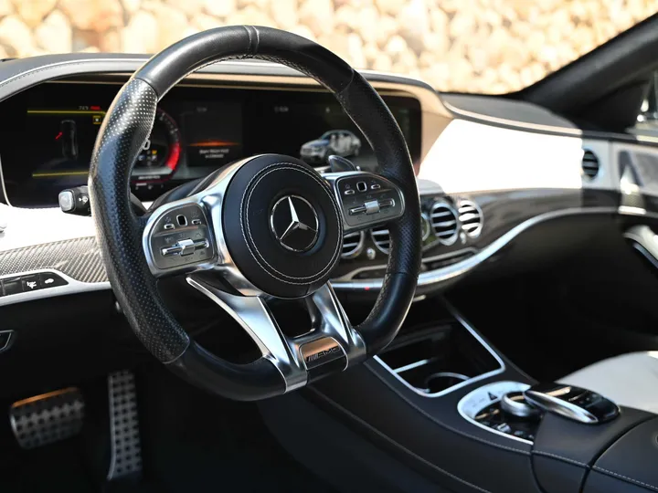 WHITE, 2019 MERCEDES-BENZ MERCEDES-AMG S-CLASS Image 12